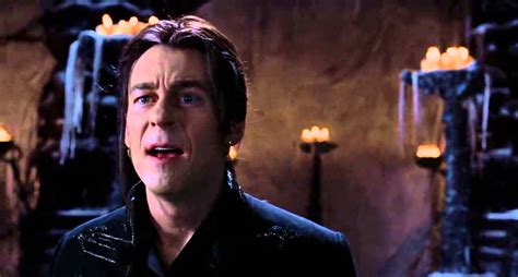 van helsing similar to the omega man